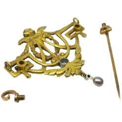 Broche En Or Jaune, Perle Et Diamant -Castafiore Boutique broche en or jaune perle et diamant 167963