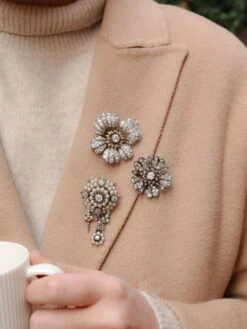 Broche Fleur Ancienne Or Argent Diamants Taille Ancienne 11 Broche Fleur Ancienne Or Argent Diamants Taille Ancienne -Castafiore Boutique broche fleur ancienne or argent diamants taille ancienne 952874