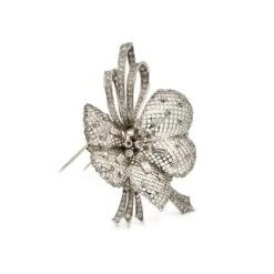 Broche Fleur Dentelée En Or Blanc Et Diamants -Castafiore Boutique broche fleur dentelee en or blanc et diamants 846310