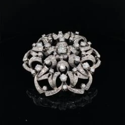 Broche Italienne En Or Avec 5,50 Carats De Diamants De Succession -Castafiore Boutique broche italienne en or avec 550 carats de diamants de succession 850117