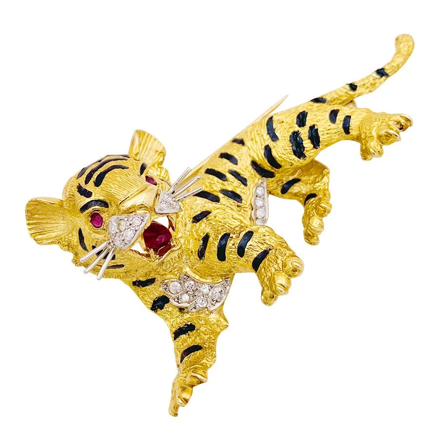 Miller Broche SANZ "Tigre", Or Jaune, Diamants, Rubis, émail 3 Miller Broche SANZ "Tigre", Or Jaune, Diamants, Rubis, émail – Image 3