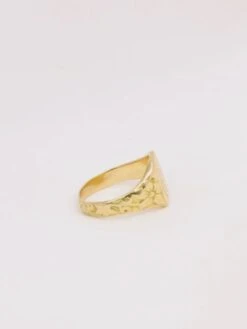 Chevalière Art Nouveau Or Jaune -Castafiore Boutique chevaliere art nouveau or jaune 201044