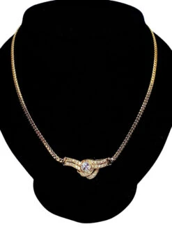 Collier En Or Jaune 18 Carats Et Motif En Diamants 12 Collier En Or Jaune 18 Carats Et Motif En Diamants -Castafiore Boutique collier en or jaune 18 carats et motif en diamants 742958