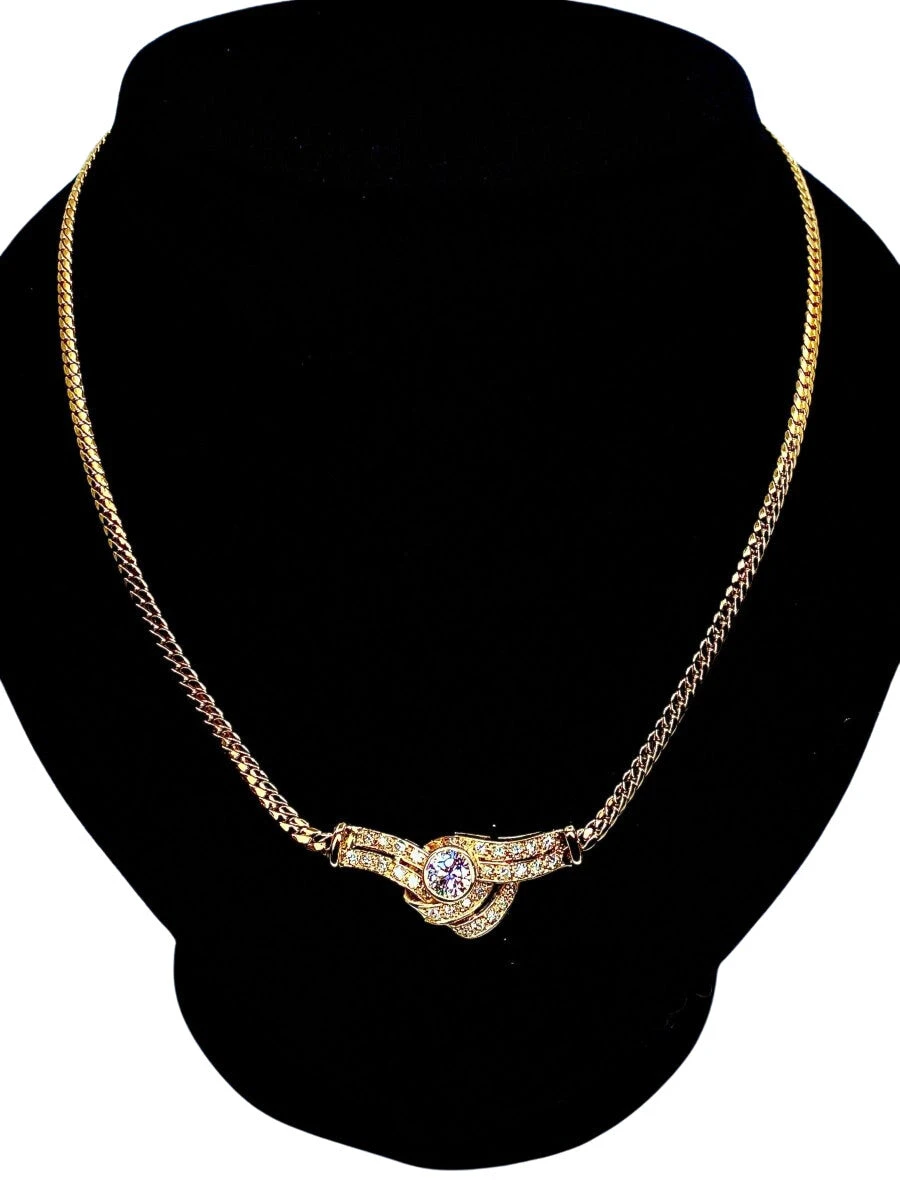 Collier En Or Jaune 18 Carats Et Motif En Diamants 6 Collier En Or Jaune 18 Carats Et Motif En Diamants – Image 6