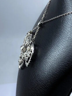 Collier Pendentif En Platine, Diamants, époque 1900 -Castafiore Boutique collier pendentif en platine diamants epoque 1900 160071