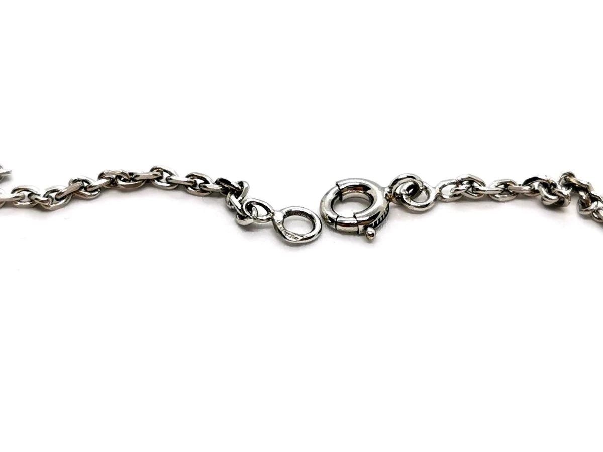 Collier Pendentif Oval En Or Blanc Et Diamants 4 Collier Pendentif Oval En Or Blanc Et Diamants – Image 4