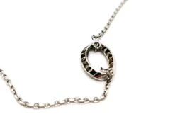 Collier Pendentif Oval En Or Blanc Et Diamants 10 Collier Pendentif Oval En Or Blanc Et Diamants -Castafiore Boutique collier pendentif oval en or blanc et diamants 992895