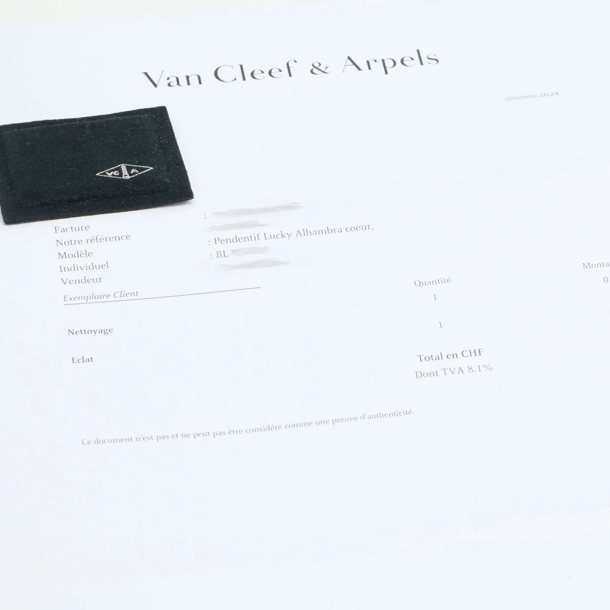 Collier Van Cleef & Arpels Lucky Alhambra Heart Nacre Blanche En Or Jaune 8 Collier Van Cleef & Arpels Lucky Alhambra Heart Nacre Blanche En Or Jaune – Image 8