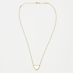 Collier Van Cleef & Arpels Lucky Alhambra Heart Nacre Blanche En Or Jaune 10 Collier Van Cleef & Arpels Lucky Alhambra Heart Nacre Blanche En Or Jaune -Castafiore Boutique collier van cleef arpels lucky alhambra heart nacre blanche en or jaune 583155