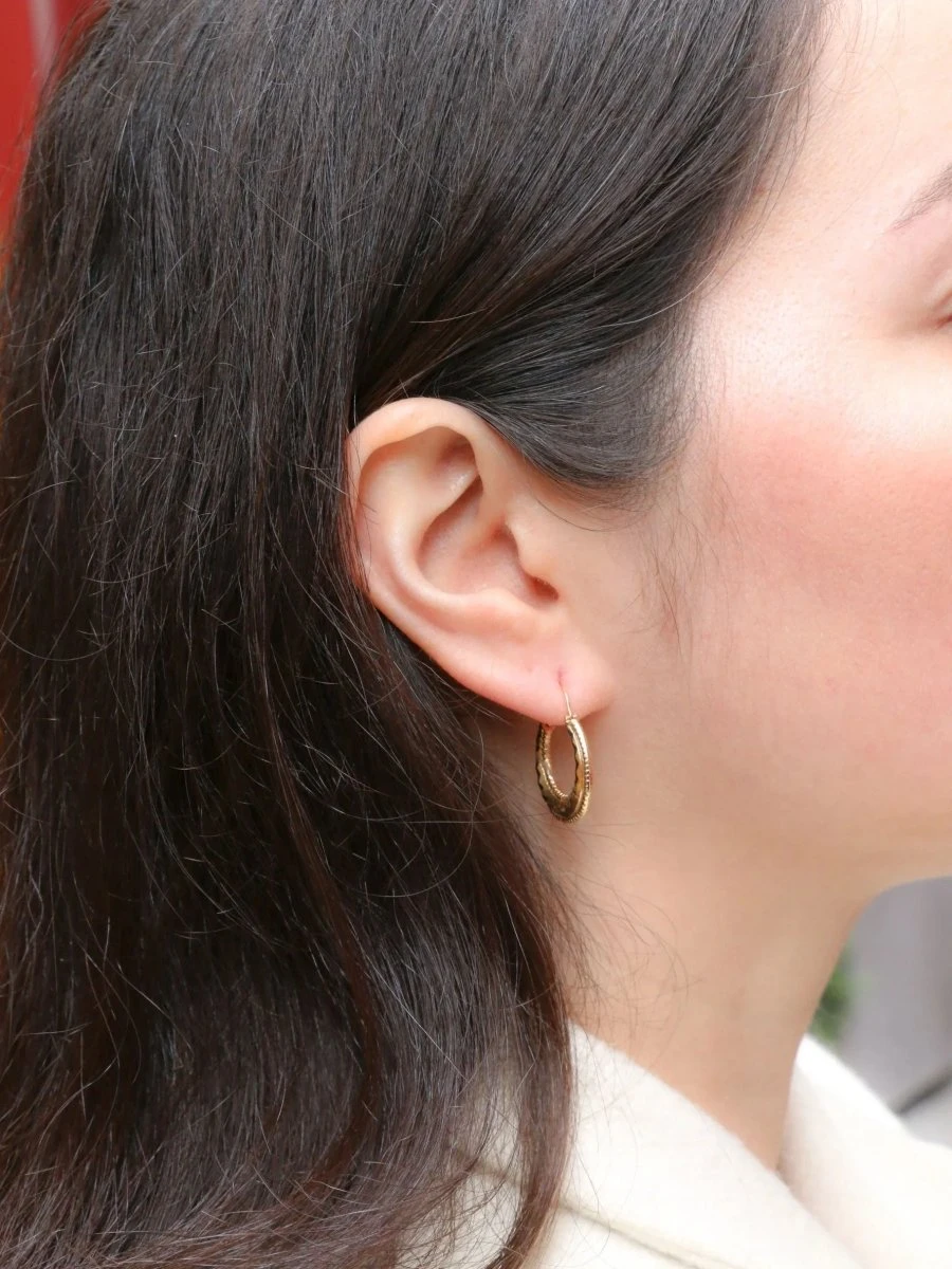 Créoles Vintage Or Jaune Godronné 5 Créoles Vintage Or Jaune Godronné – Image 5