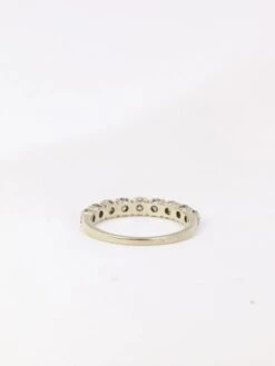 Demi-Alliance Américaine En Or Blanc Et Diamants 0,9 Ct -Castafiore Boutique demi alliance americaine en or blanc et diamants 09 ct 491880