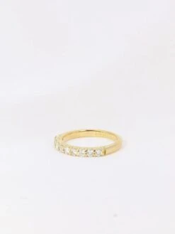 Demi-Alliance Américaine En Or Jaune Et Diamants 0,36 Ct 10 Demi-Alliance Américaine En Or Jaune Et Diamants 0,36 Ct -Castafiore Boutique demi alliance americaine en or jaune et diamants 036 ct 955904