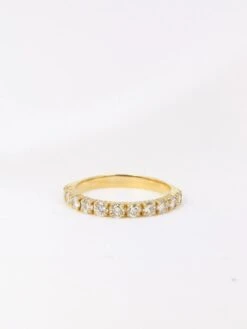 Demi-Alliance Américaine En Or Jaune Et Diamants 0,88 Ct