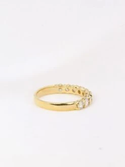 Demi-Alliance Américaine En Or Jaune Et Diamants 1,35 Ct -Castafiore Boutique demi alliance americaine en or jaune et diamants 135 ct 189179