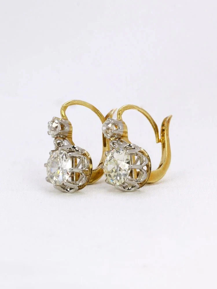 Dormeuses Anciennes Or Diamants Taille Ancienne 2,2 Ct 3 Dormeuses Anciennes Or Diamants Taille Ancienne 2,2 Ct – Image 3