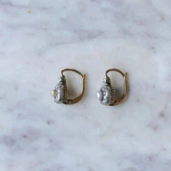 Boucles D'oreilles Dormeuses En Or Rose, Argent, Perles Et Dimants. 20 Boucles D'oreilles Dormeuses En Or Rose, Argent, Perles Et Dimants. -Castafiore Boutique dormeuses anciennes perles fines diamants 776774