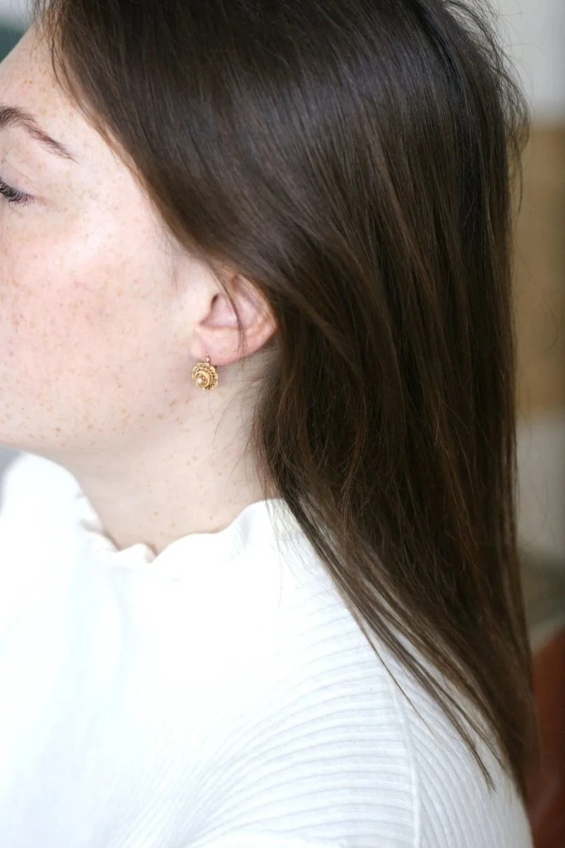 Dormeuses En Or Jaune Et Perles Fines 6 Dormeuses En Or Jaune Et Perles Fines – Image 6