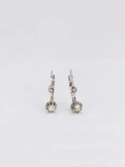 Dormeuses Vintage En Or Blanc Et Diamants 0.3ct -Castafiore Boutique dormeuses vintage en or blanc et diamants 03ct 691813