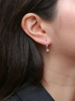 Dormeuses Vintage En Or Blanc Et Diamants 0.3ct -Castafiore Boutique dormeuses vintage en or blanc et diamants 03ct 756993