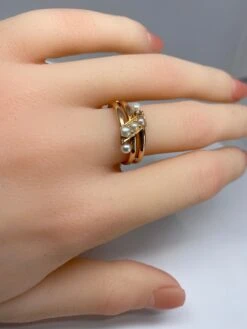 Bague En Or 18 Carats à Double Anneaux Tubulaires Sertis De 5 Perles, Vers 1900 -Castafiore Boutique mc IV2WM1829