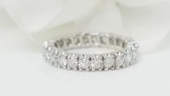 Bague Alliance Tour Complet En Or Blanc Et Diamants 1,20ct