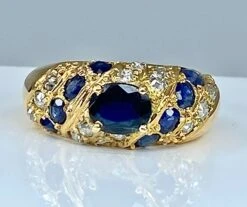 Bague Jonc En Or 18 Carats En Saphirs Et Diamants