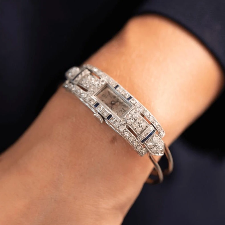 Montre De Dame Fine En Or Blanc, Platine, Brillants Et Onyx 2 Montre De Dame Fine En Or Blanc, Platine, Brillants Et Onyx – Image 2