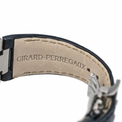 Montre GIRARD-PERREGAUX "Laureato" En Acier, Quartz, Saphir, Cuir Et Diamants 17 Montre GIRARD-PERREGAUX "Laureato" En Acier, Quartz, Saphir, Cuir Et Diamants -Castafiore Boutique montre girard perregaux laureato en acier quartz saphir cuir et diamants 800884