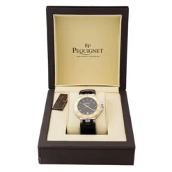 Montre PEQUIGNET , "Moorea", En Acier Et En Cuir 10 Montre PEQUIGNET , "Moorea", En Acier Et En Cuir -Castafiore Boutique montre pequignet moorea en acier et en cuir 542287