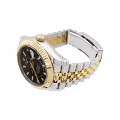 Miller Montre Rolex Sky Dweller En Acier Et Or Jaune -Castafiore Boutique montre rolex sky dweller en acier et or jaune 672589