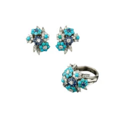 Paire De Boucles D'oreilles En Or Et Platine Sertie De Diamants, Turquoises Et Diamants. Alfred HANNE -Castafiore Boutique paire de boucles doreilles en or et platine sertie de diamants turquoises et diamants alfred hanne 673087