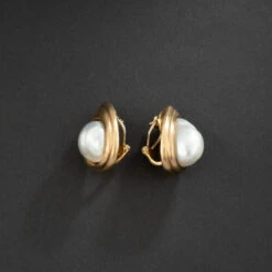 REPOSSI Boucles D'oreilles Gouttes En Or Jaune 18K Ornée De Perles Baroque. -Castafiore Boutique repossi boucles doreilles gouttes en or jaune 18k ornee de perles baroque 963378