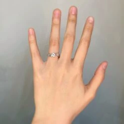 Solitaire Accompagné - 0,82 Carat -Castafiore Boutique solitaire accompagne 082 carat 712817