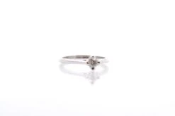 Solitaire Diamant En Or Blanc 18k -Castafiore Boutique solitaire diamant en or blanc 18k 855277