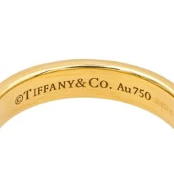 Bague Alliance TIFFANY & CO. "True" En Or Jaune 12 Bague Alliance TIFFANY & CO. "True" En Or Jaune -Castafiore Boutique tiffany co bague true or jaune 6148201