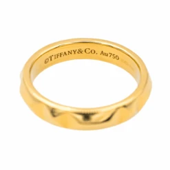 Bague Alliance TIFFANY & CO. "True" En Or Jaune 10 Bague Alliance TIFFANY & CO. "True" En Or Jaune -Castafiore Boutique tiffany co bague true or jaune 8332515